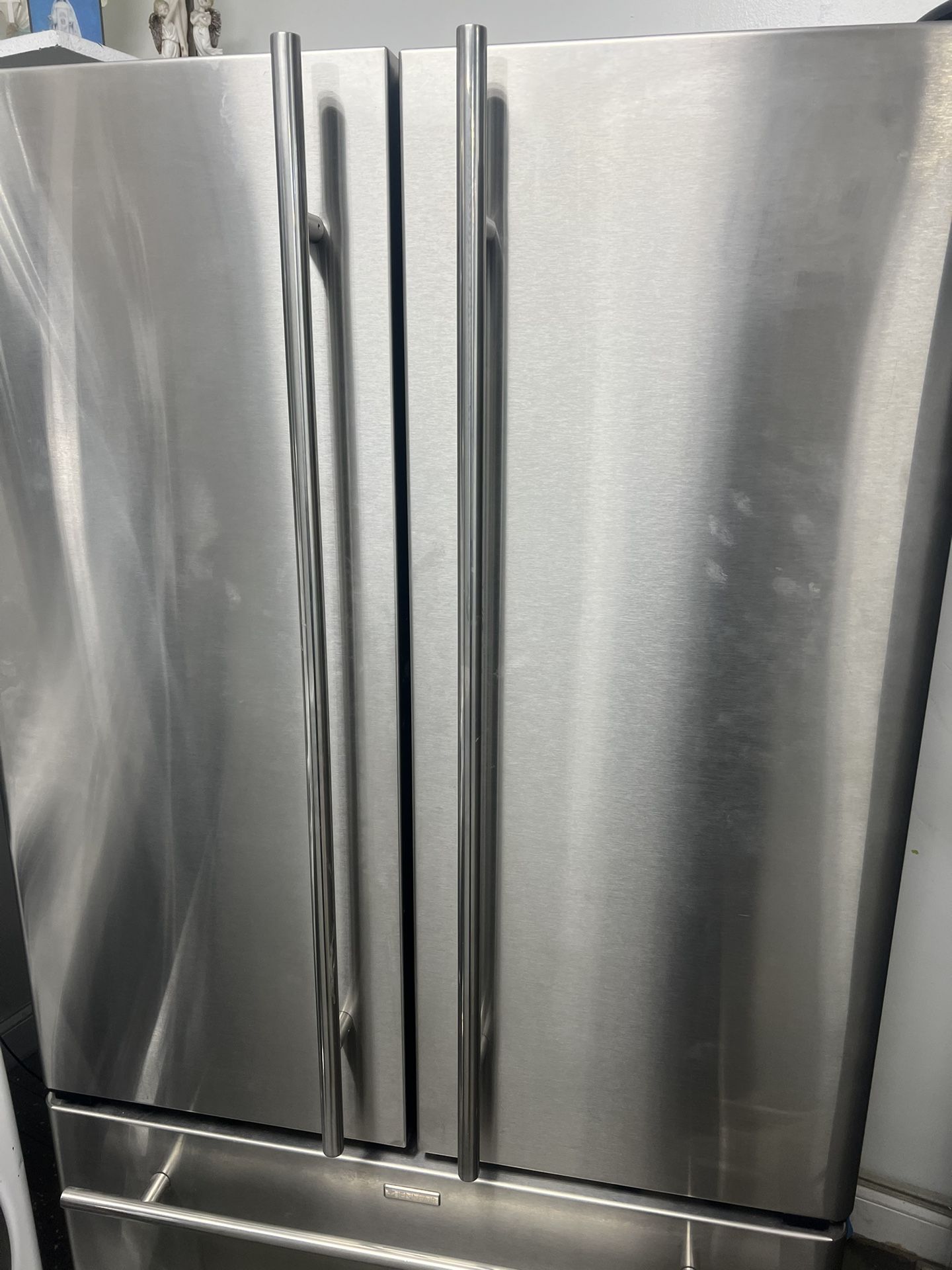 Stainles Still Refrigerator Electrolux ( Maytag) 3 Month Warranty 36”69”