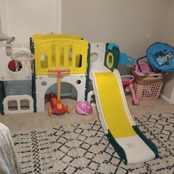 Indoor/outdoor playground equipments