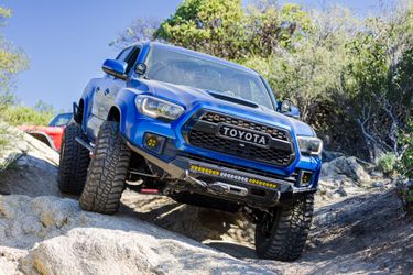 SSO 16-23 Tacoma Slimline Full Plate Front Bumper
