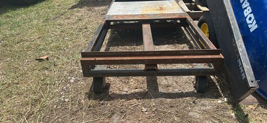 Heavy duty rolling cart