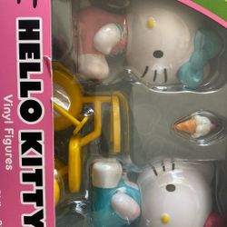 Hello kitty Vinyl figures 