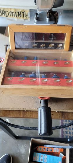 12 piece Router Bit Set plus extra Set!