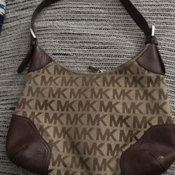 Very Nice Michael Kors Shoulder Bag Only $75 See All Pictures