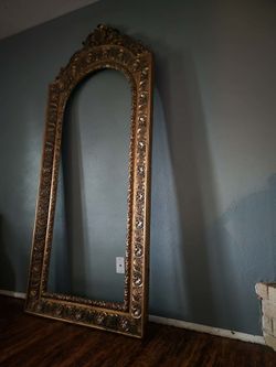 Vintage Baroque Gilt mirror frame
