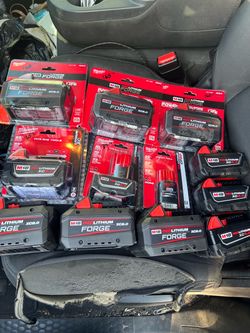 Milwaukee M18 RedLithium Battery Lot