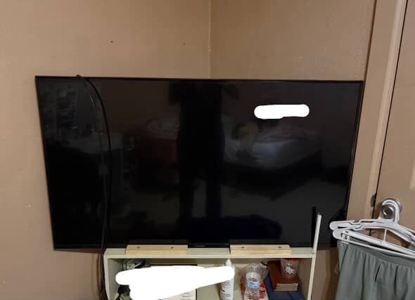 48 Inch Sharp Roku TV