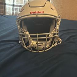 Riddell speed flex. size: medium varsity
