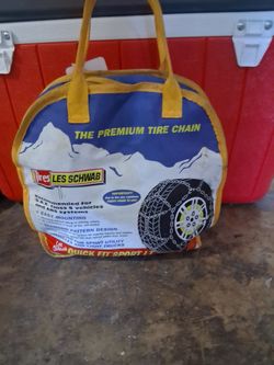 Les schwaub Light truck and small suv tire chains
