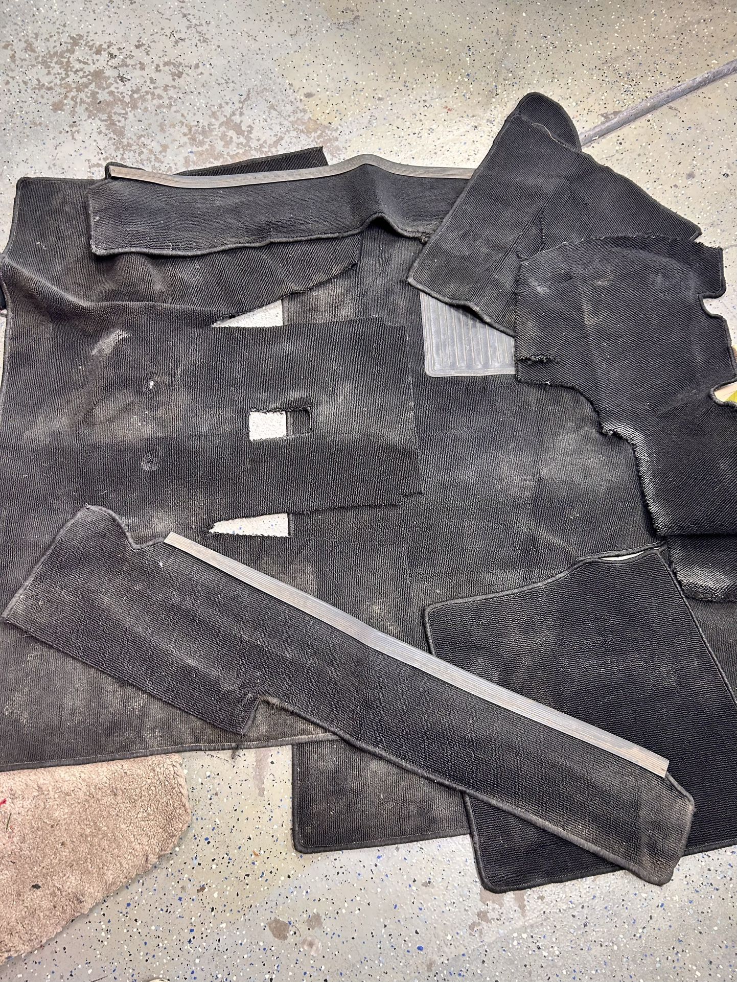 1970 Carpet Kit USED