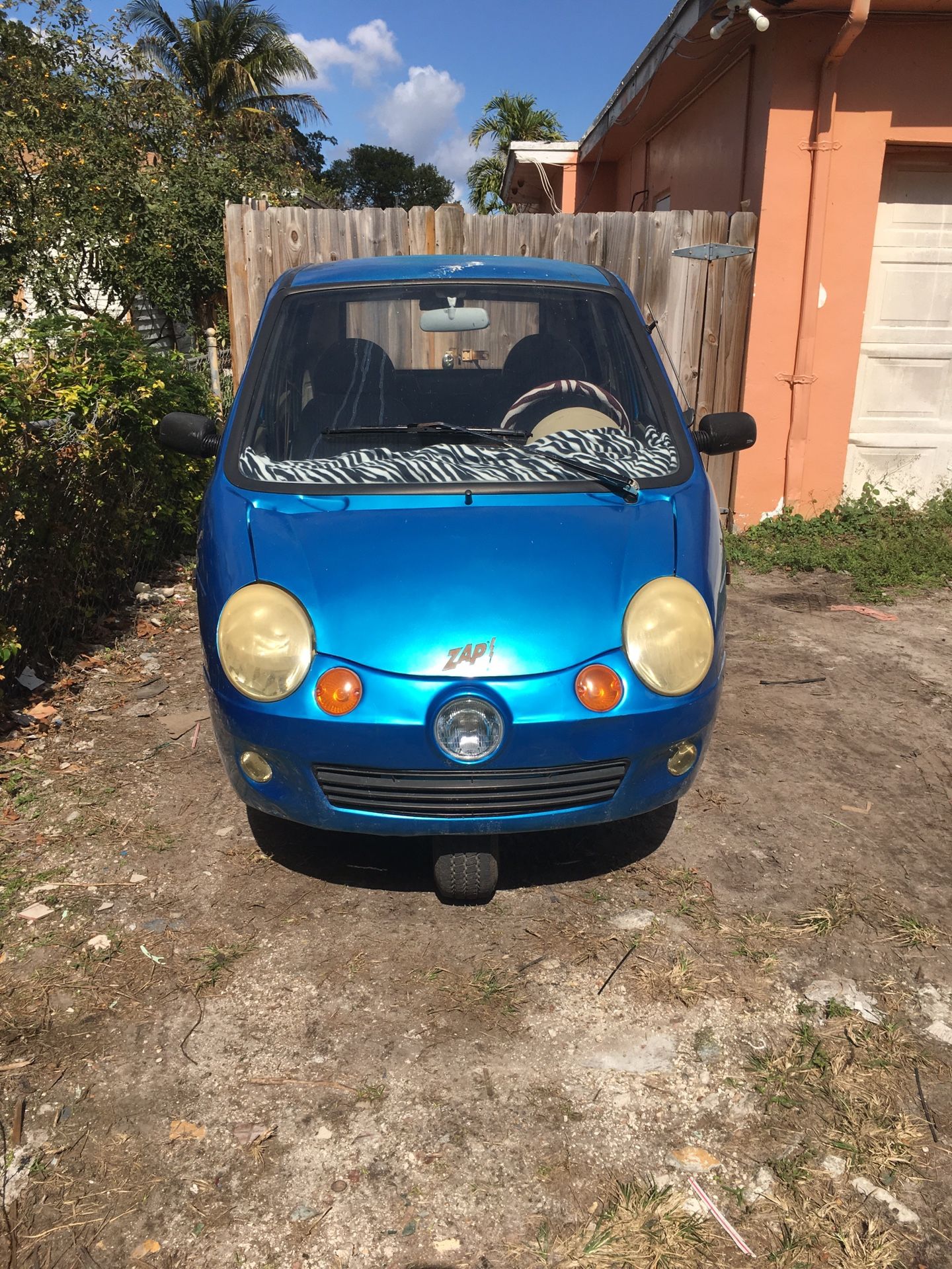 2008 Zap Xebra electric car