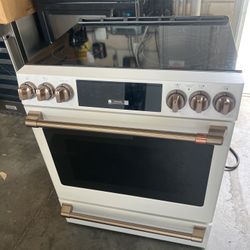 GE Cafe Range New Open Box 