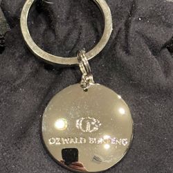 OZWALD BOATENG Keychain/Keyring Silver tone with dust bag