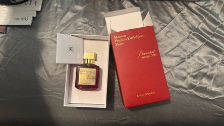 Baccarat Parfum 2.4oz.