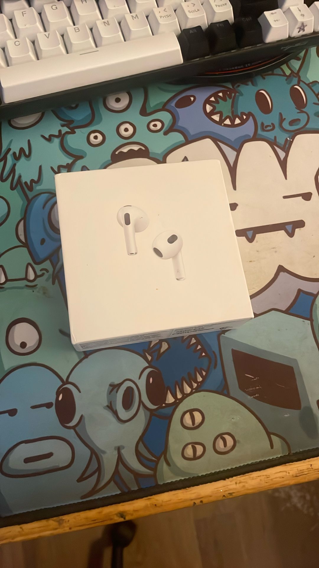AirPod Gen 3