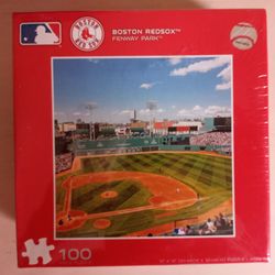 NEW.   BOSTON REDSOCKS  Fenway Park 100 Piece PUZZLE