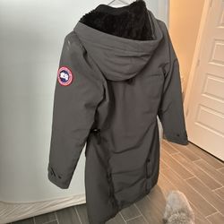 Women’s Canada Goose coat 
