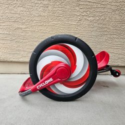 Radio Flyer, Cyclone Ride-on 16" Wheels, Red