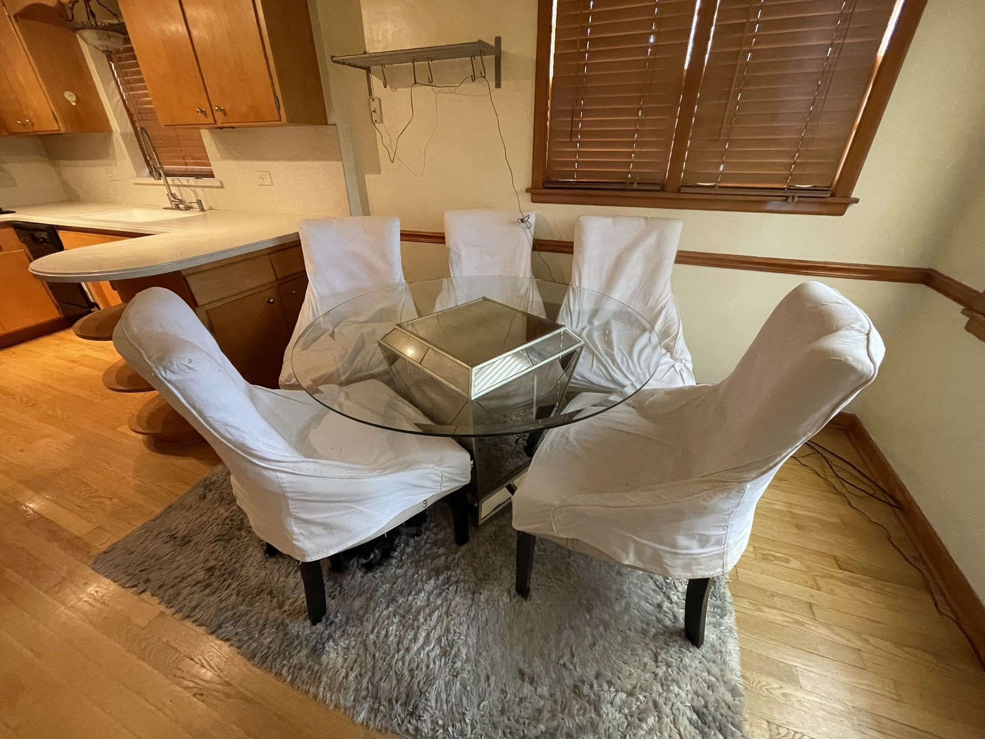 Glass Table Set (BEST OFFER)