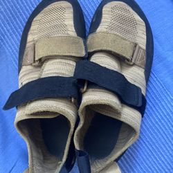 Black Diamond Climbing Shoes Size 9