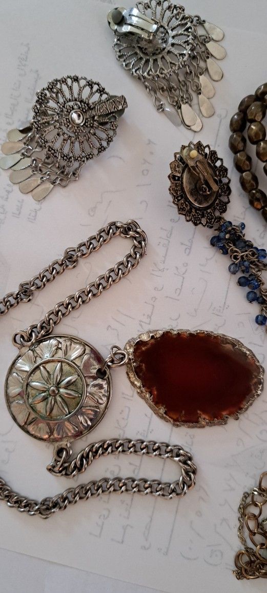 Bracelet Necklaces Earrings