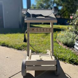 Tektronix 200 Series Mobile Oscilloscope Equipment Scope Cart With Integrate Power Strip 6 Outlets