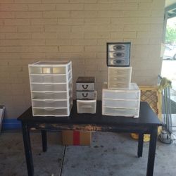 Plastic drawers