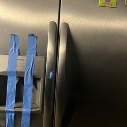 Refrigerator Side By Side Works Great 