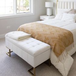 Storage Bench  Like New 