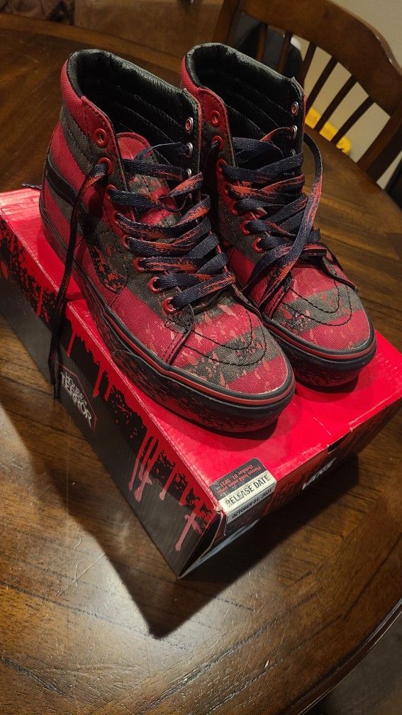 House Of Terror Vans