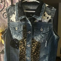 Maurices  Short Sleeve Jacket