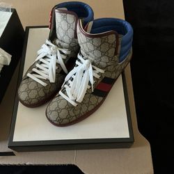 Gucci Shoes