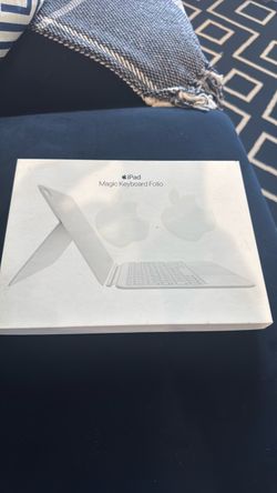 Apple iPad Magic Keyboard Folio