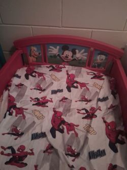 Twin bed