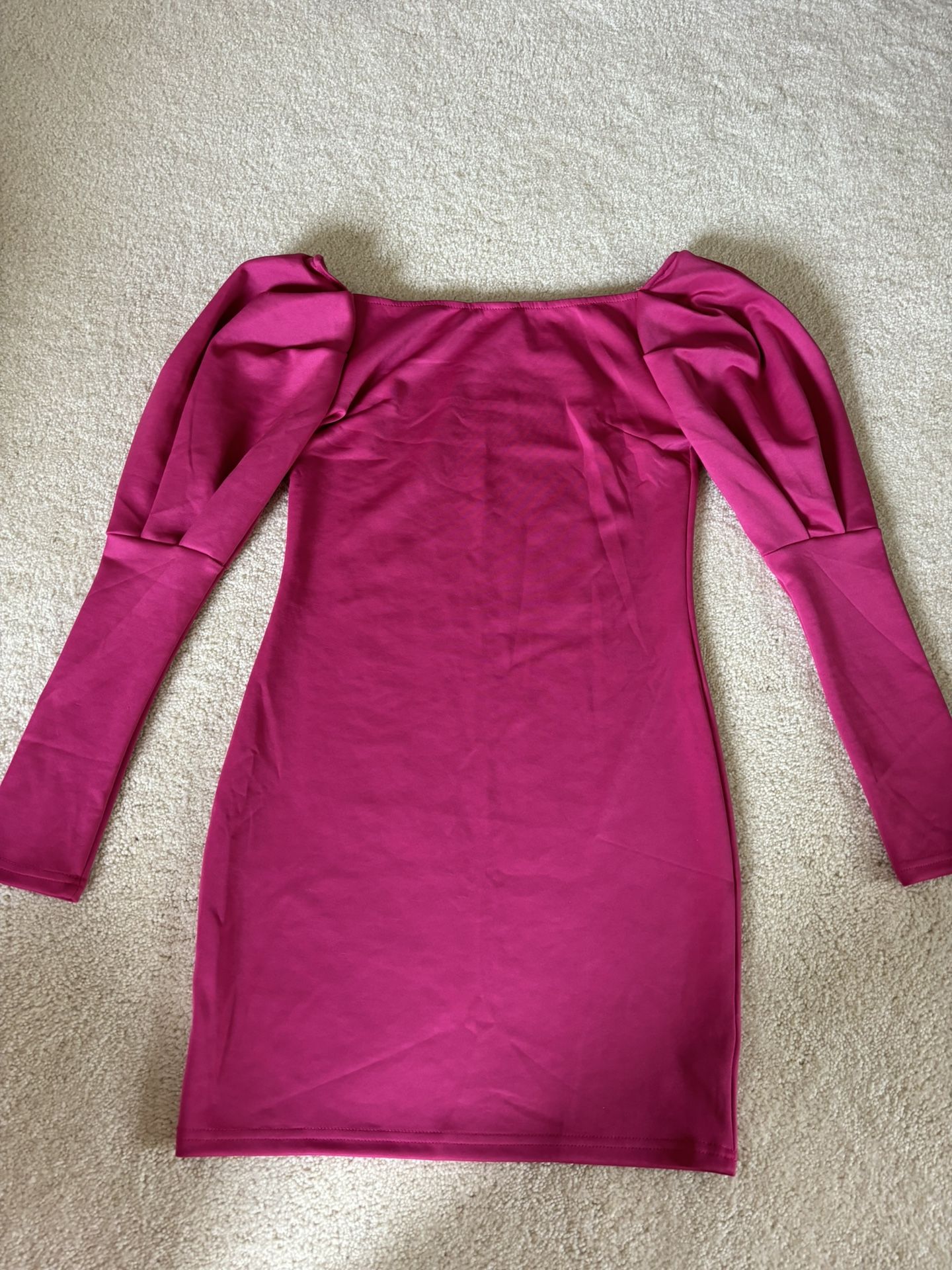 HOT PINK LONG-SLEEVE MINI DRESS WOMEN’s MEDIUM