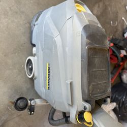 Scrubbers, Tennant, Karcher, Sanitmax, Windsor, Makita 