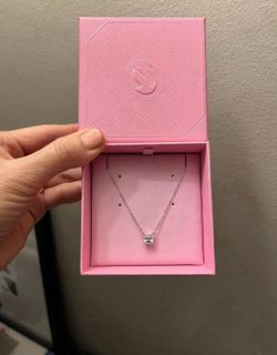Swarovski  Cubic Zirconia Square Solitaire Pendant Necklace, 15" + 2" extender (Pick up🛒 In Bellevue)*Check out my Other Posts 🎁