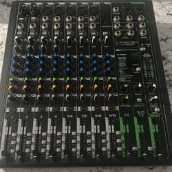 Mixer Mackie ProFX  12 Chanels 