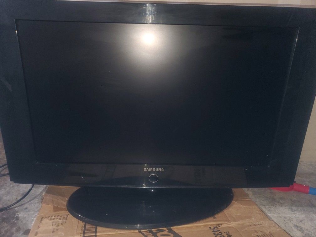 Samsung Tv LCD 40 Inch