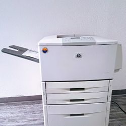 Laser Printer Hp LaserJet 9040dn || Printing Speed Up To 40ppm || Prints 600 X 600dpi Resolution || USB2.0 || Ethernet RJ-45 || Network 