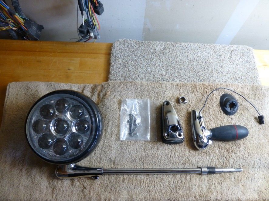 Unity 335 Series LED Spotlight 215000 Candlepower