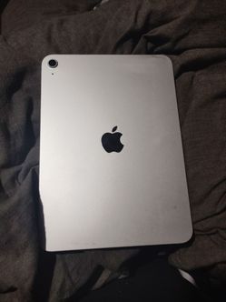 iPad tenth gen
