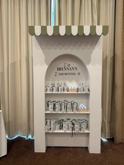 3D Square Shelf Wall With Awning