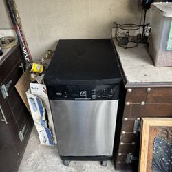 Dish Washer 