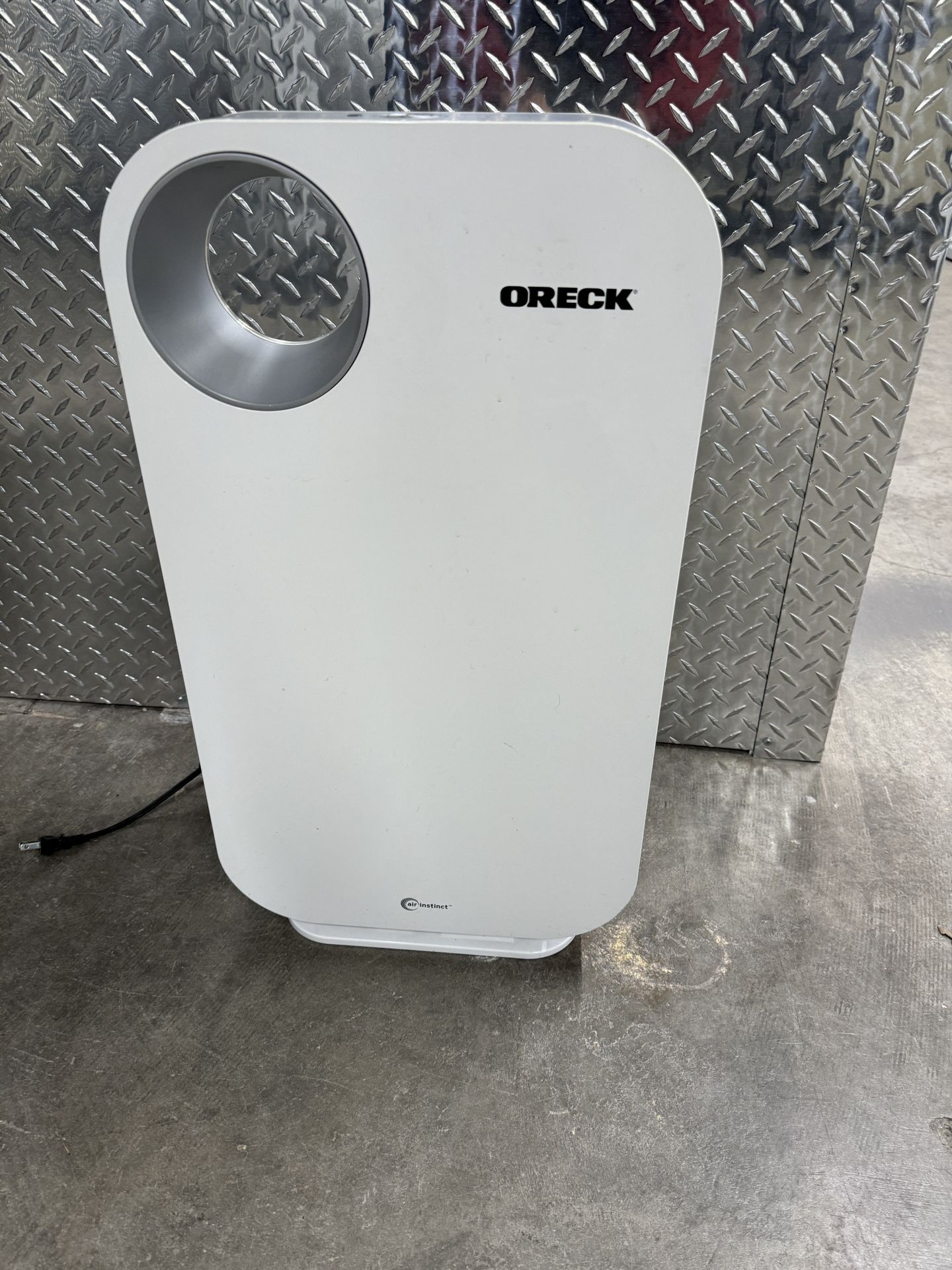 Oreck Air 108 HEPA AIR PURIFIER