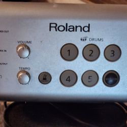 Electric Roland Drum Set