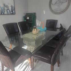 Table for six people (chairs not included) 