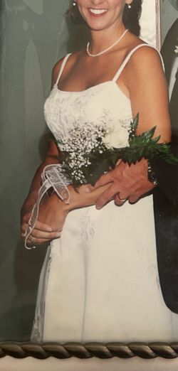 Elegant white wedding or renewal gown. Size 6