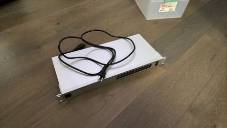 Unifi USW-24-POE 24 port poe switch