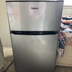Galanz 2 Door Mini Fridge W/ Freezer