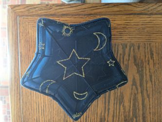 Star shaped fabric accent box